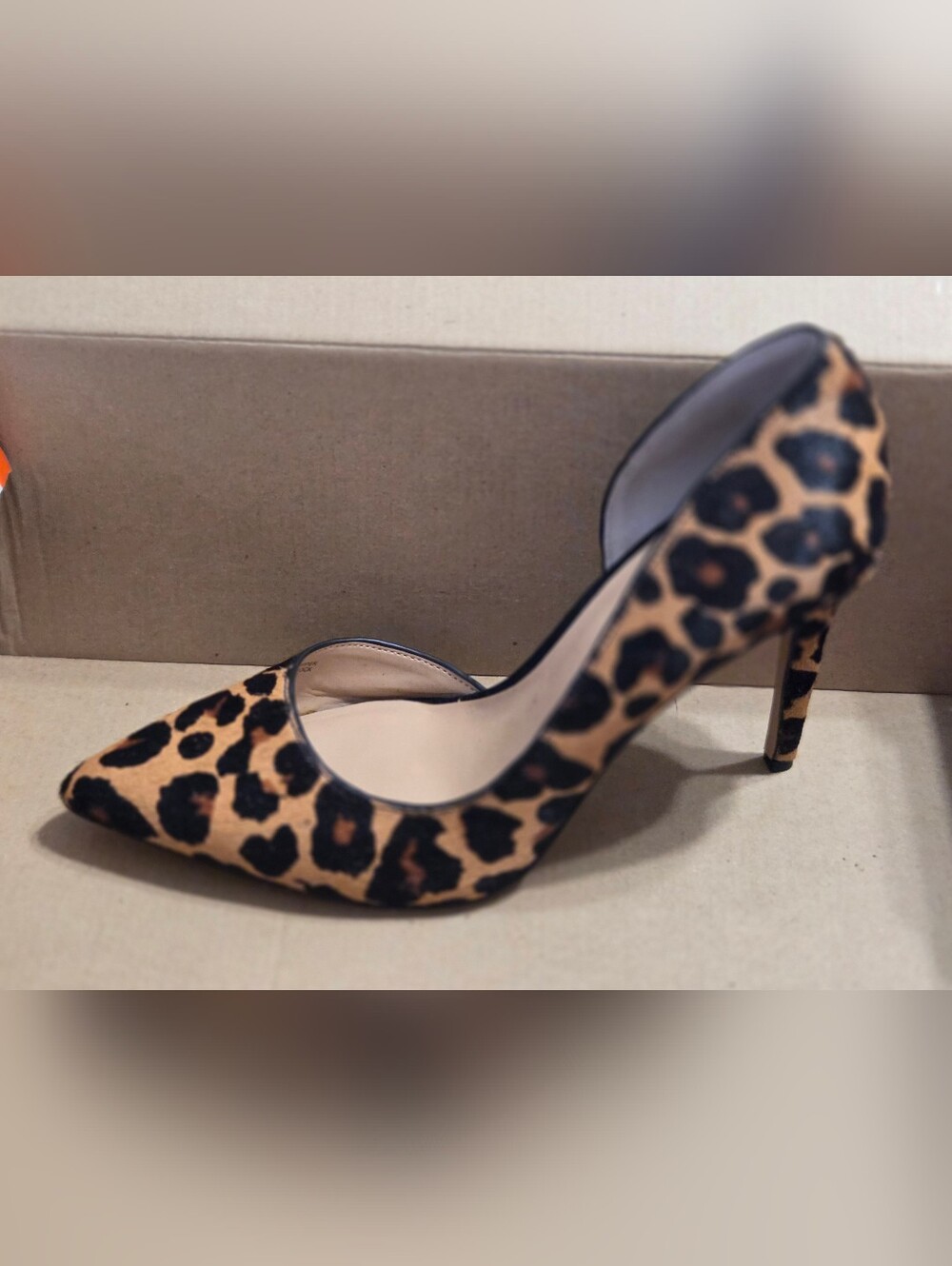 Leopard Print Pointed Toe Stiletto Pumps - Women's - Picture 4 of 8